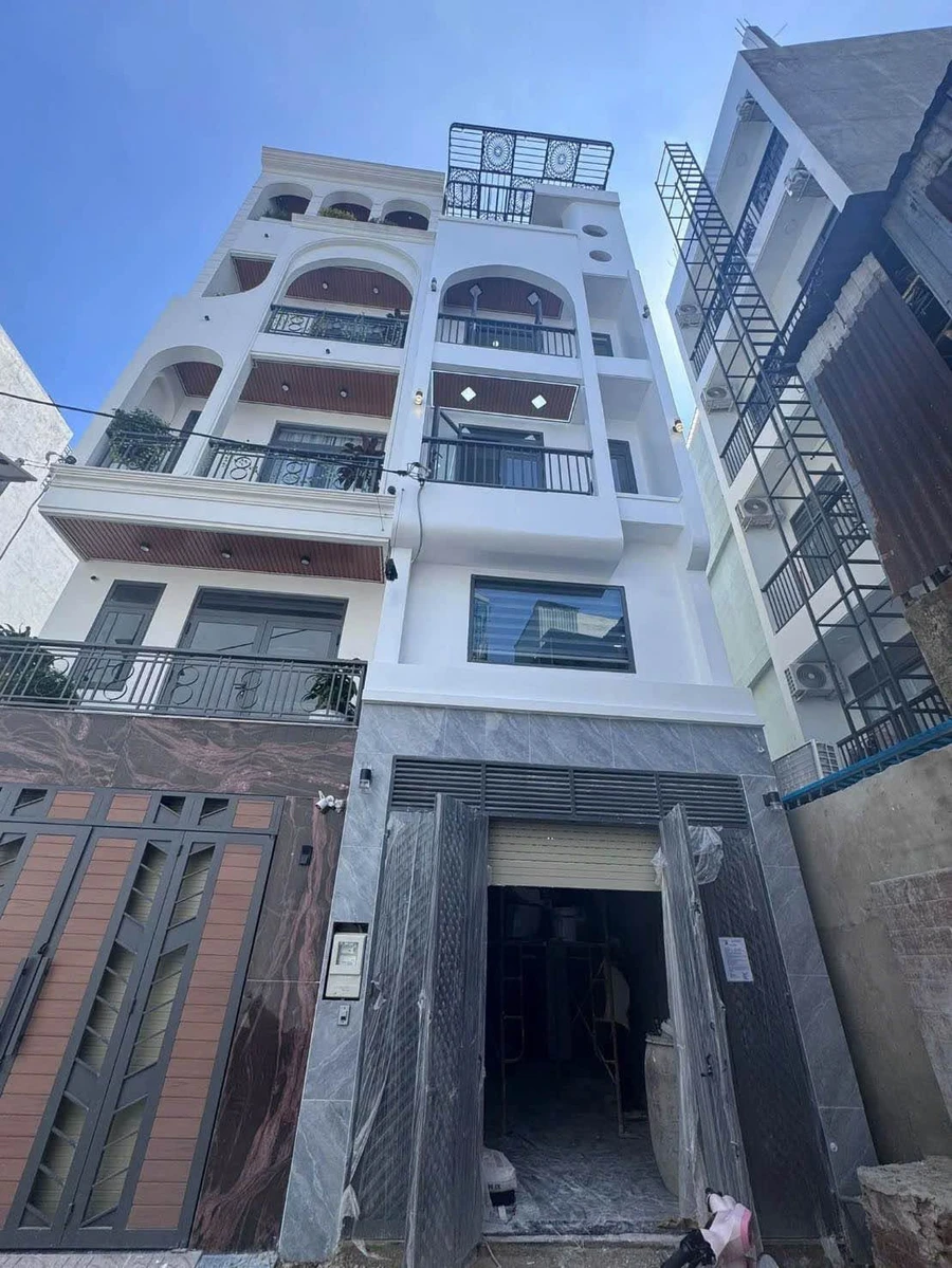 Bán nhà phố 4 tầng có thang máy 60m² Quận 12 giá 7 tỷ - Ảnh 1