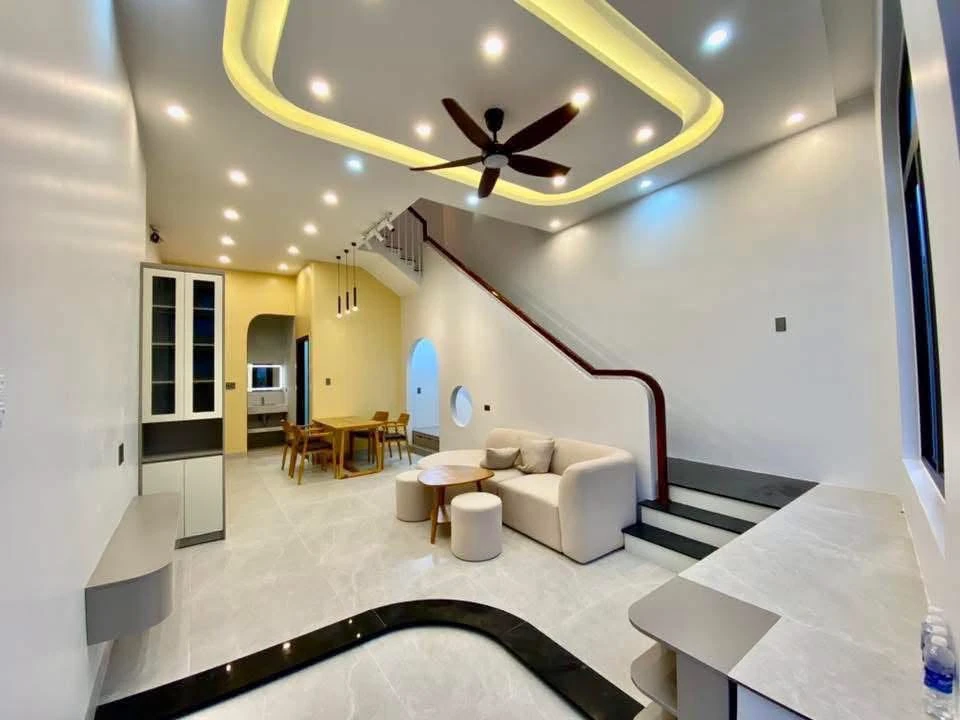 Bán nhà 3 PN, 103m2, Phan Đình Phùng, 1,9 tỷ - Ảnh 1