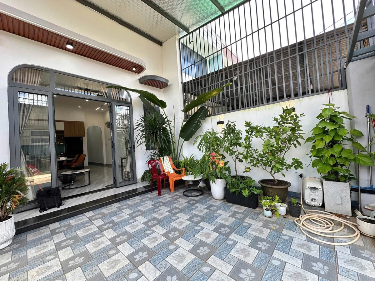 Bán nhà 2 phòng ngủ 60m² Buôn Ma Thuột - 2 tỷ 390 triệu - Ảnh 1