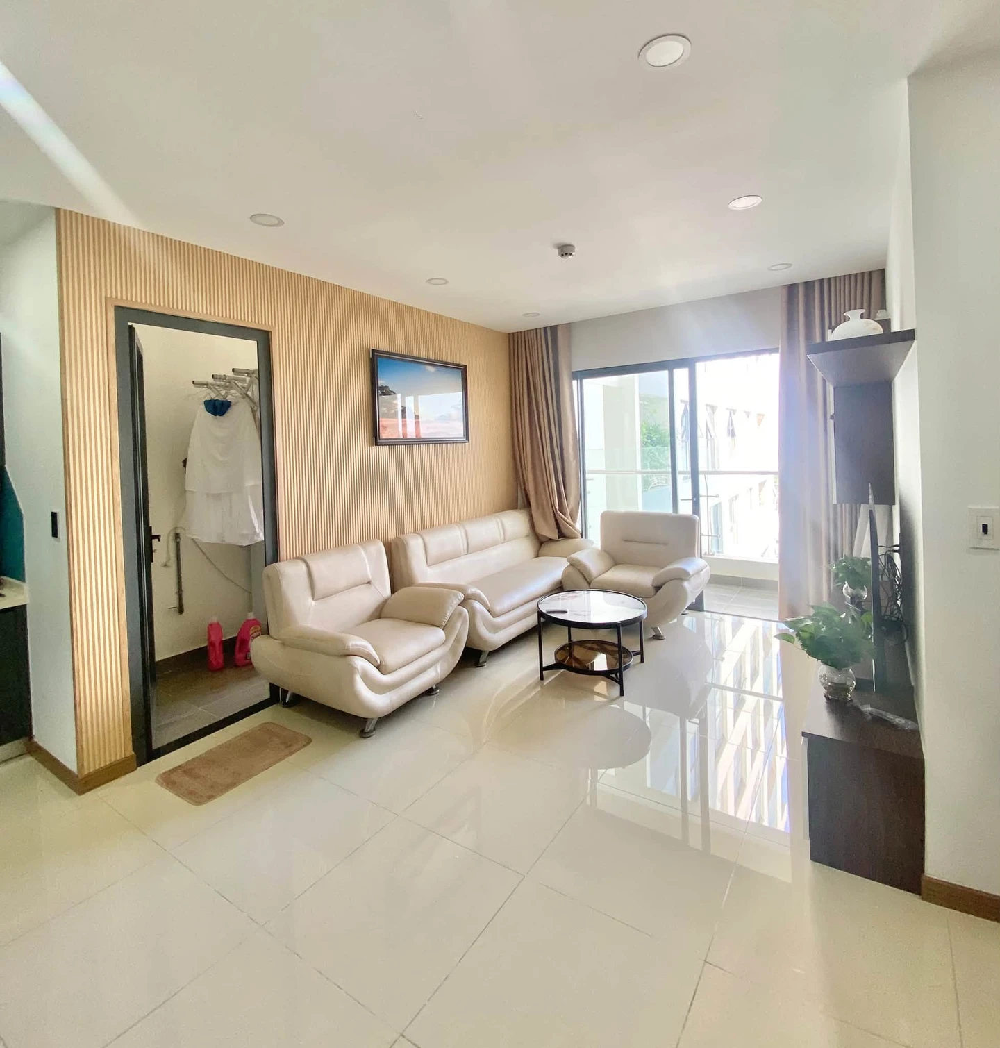 Sang nhượng căn hộ 2PN 65m2 Phú Tài Residence 2.1 tỷ - Ảnh 1