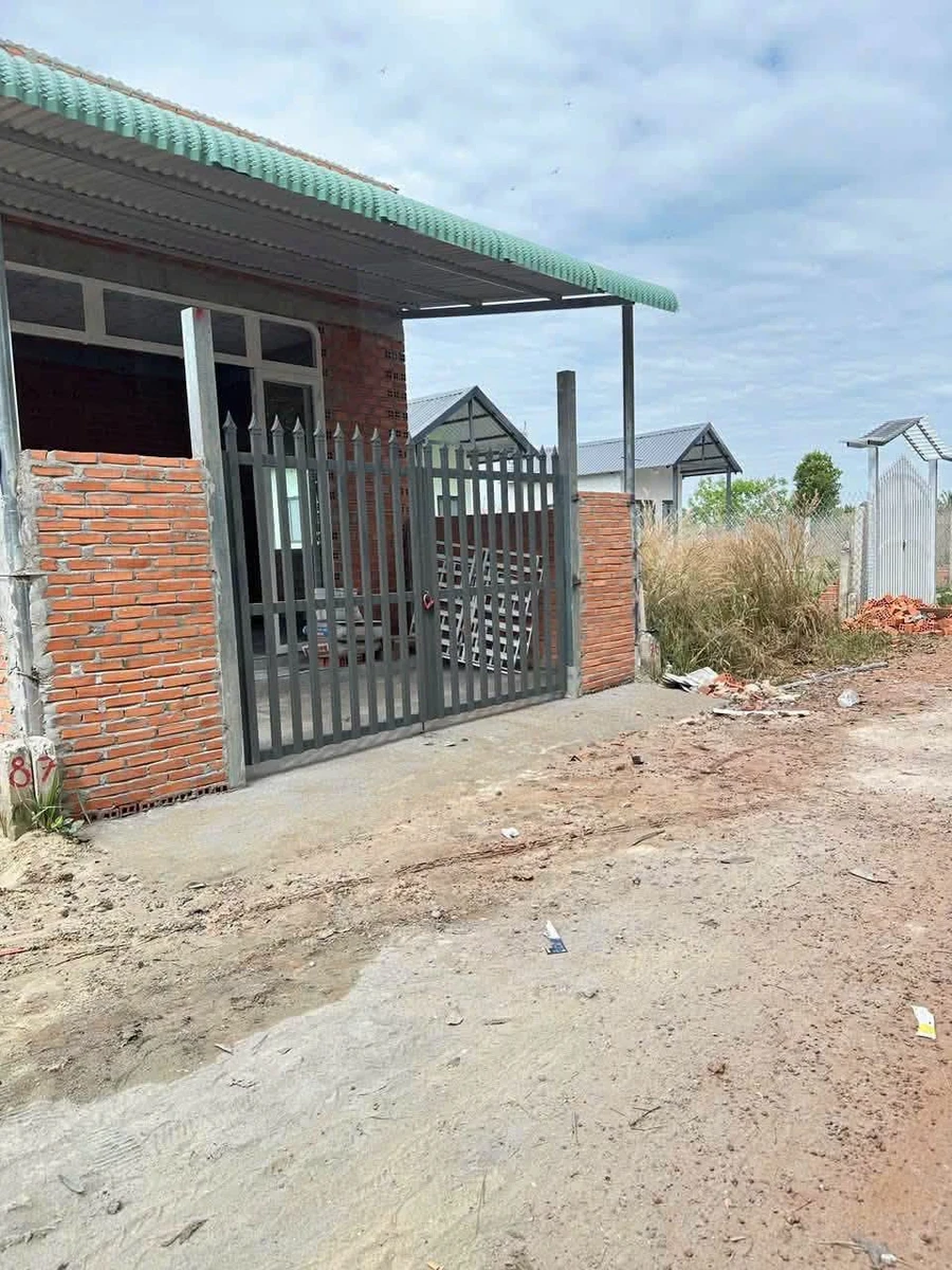 Bán nhà 2 phòng ngủ 100m² giá 399 triệu Tây Ninh - Ảnh thu nhỏ 2