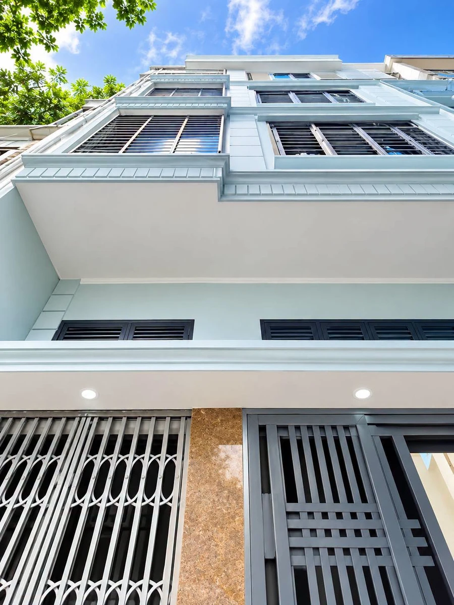 Bán nhà 5 tầng 60m2 phố Nguyễn Chí Thanh, Đống Đa, Hà Nội giá 17,2 tỷ - Ảnh 1