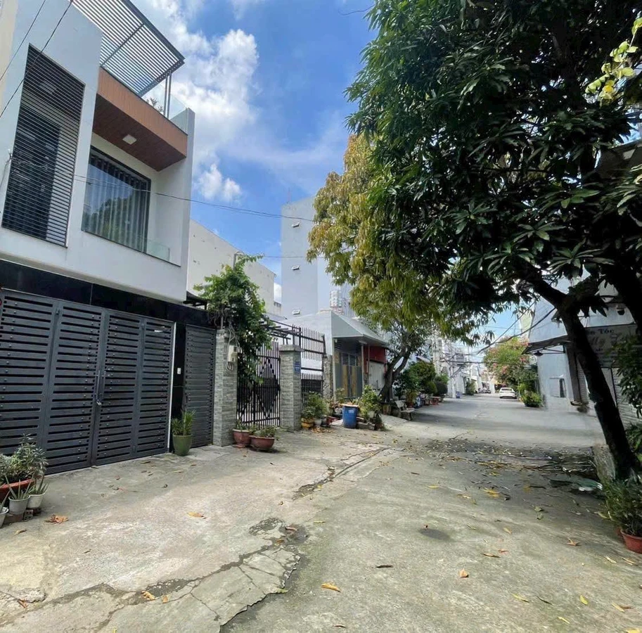 Bán nhà Hóc Môn 100m² 3 phòng ngủ gần Chợ Ba Bầu 5.2 tỷ - Ảnh thu nhỏ 3