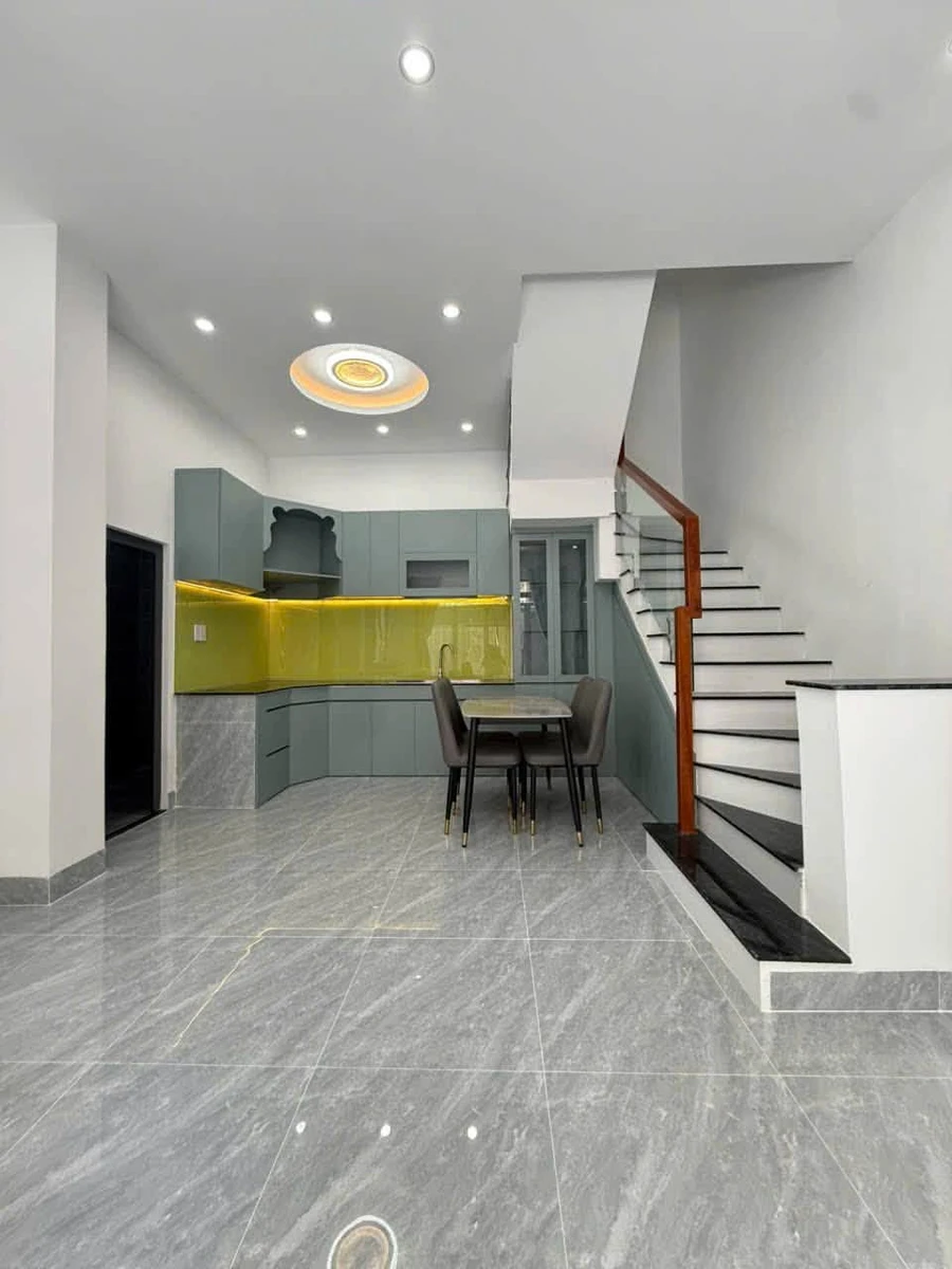Bán nhà 1 trệt 2 lầu 54m2 Mạc Đỉnh Chi Vũng Tàu 5,6 tỷ - Ảnh thu nhỏ 3