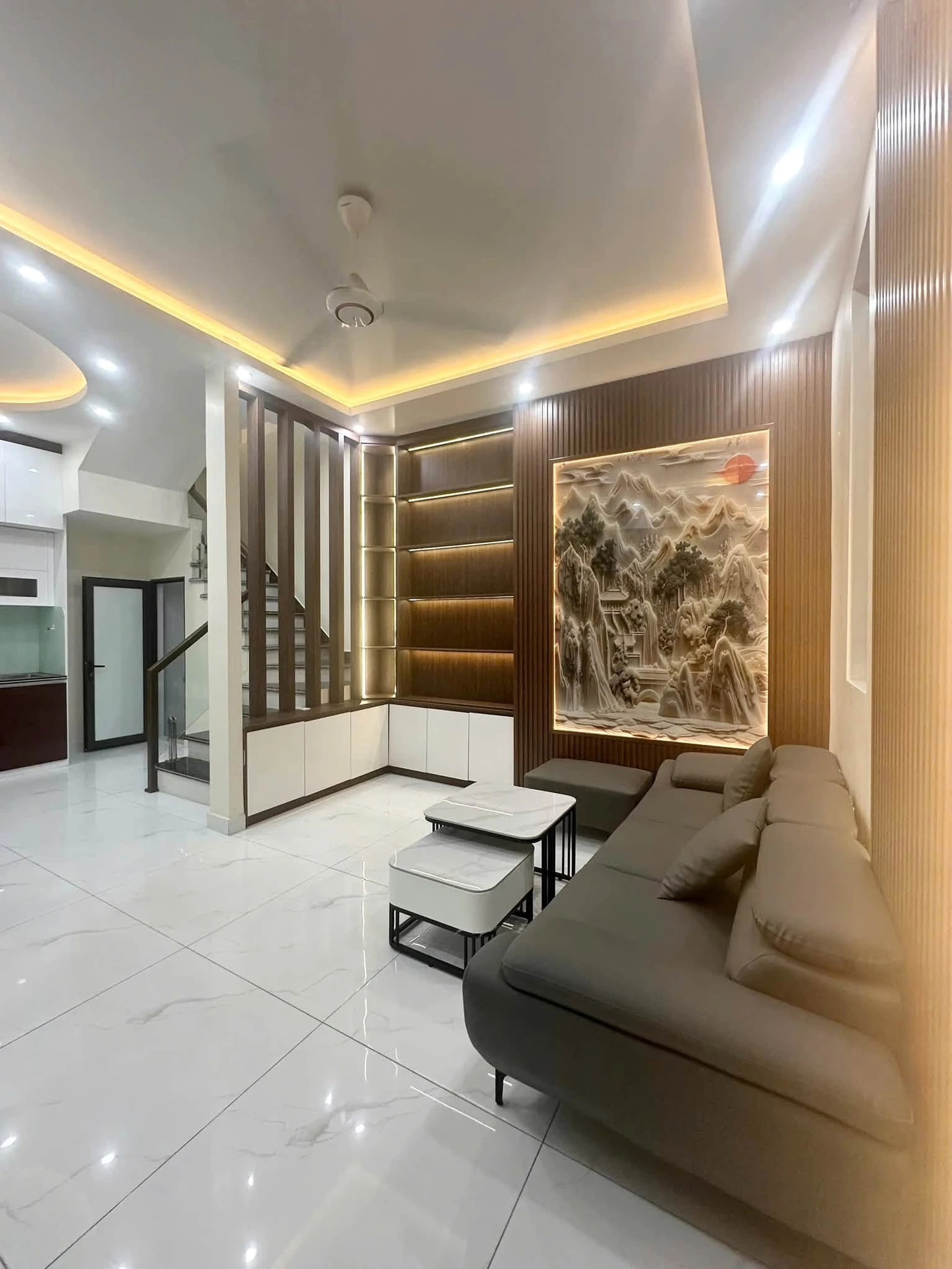 Bán nhà mặt ngõ 3 tầng 40m² Tôn Đức Thắng 3 tỷ 450 triệu - Ảnh 1