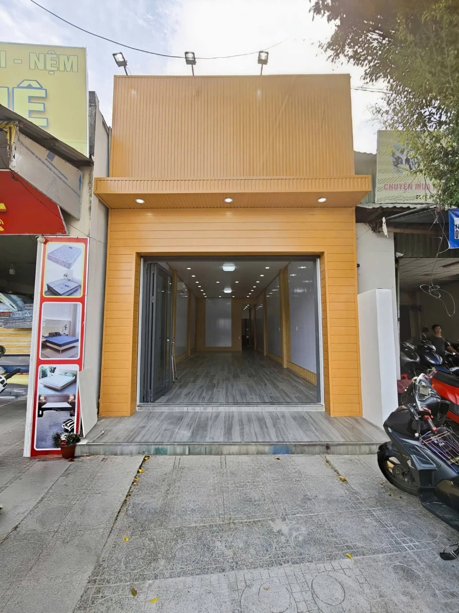 Bán nhà mặt tiền Nguyễn Trung Trực, An Giang, 96m², 3,85 tỷ - Ảnh thu nhỏ 2