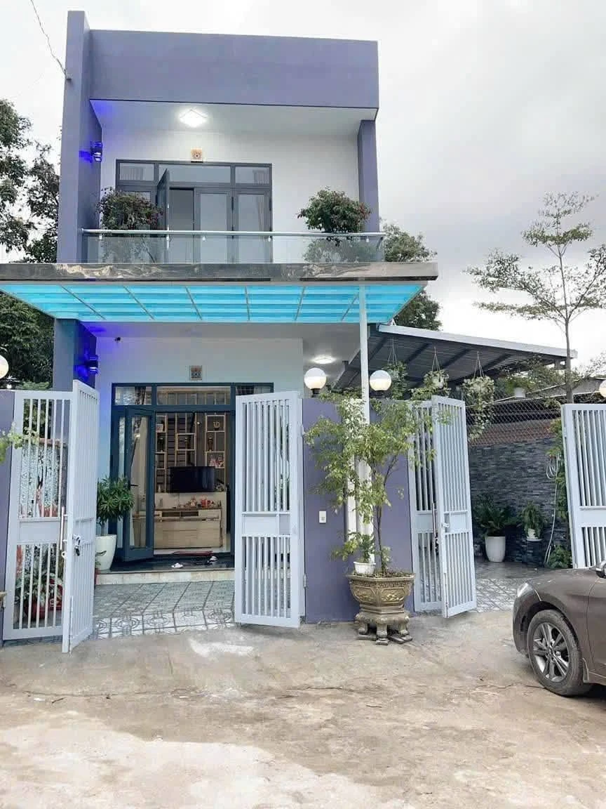 Bán nhà 2 tầng 118m2 đường Hoài Thanh, phường Thủy Xuân, TP Huế, full nội thất - Ảnh 1