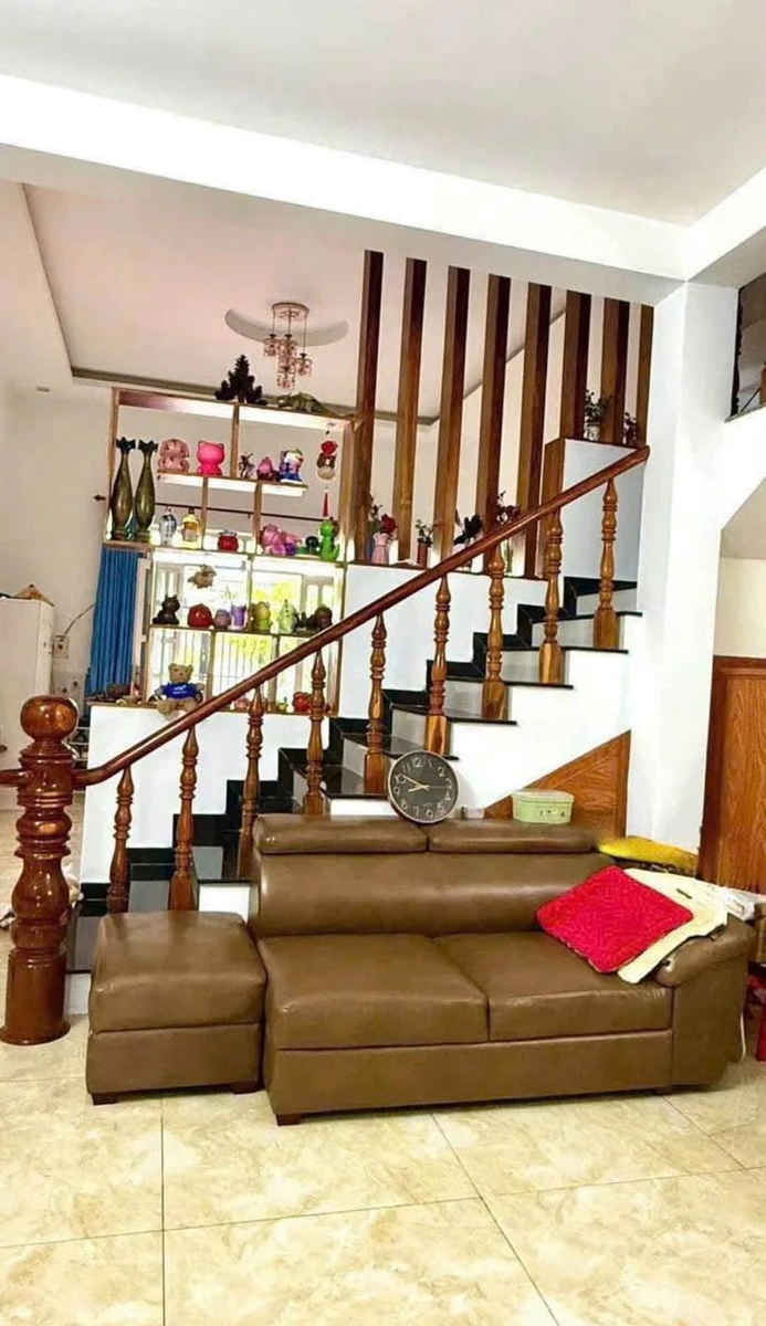 Bán nhà trệt lửng 2 phòng ngủ có sân ô tô 2,25 tỷ - Ảnh thu nhỏ 2