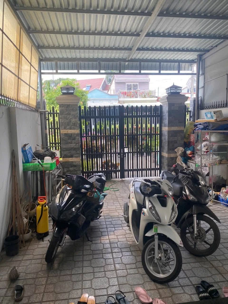 Bán nhà 1 trệt 1 lầu 5x24m, 3 phòng ngủ, khu Tiamo Phú Thịnh, đường số 13A - Ảnh thu nhỏ 2