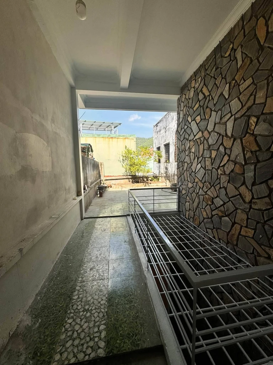 Cho thuê nhà nguyên căn 165m² 4PN mặt tiền Nguyễn Thái Học - Ảnh thu nhỏ 5