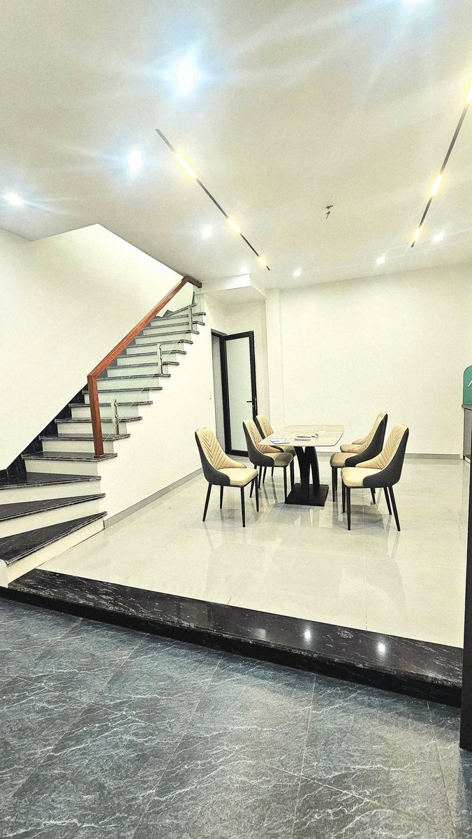 Bán nhà lô góc 46m2 4 tầng 4PN Trần Nguyên Hãn Quận 7 - Ảnh thu nhỏ 3