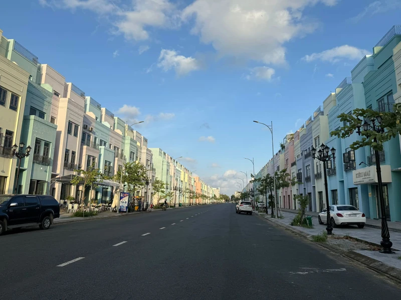 Bán shophouse 1 trệt 3 lầu 322.9m² Cần Thơ