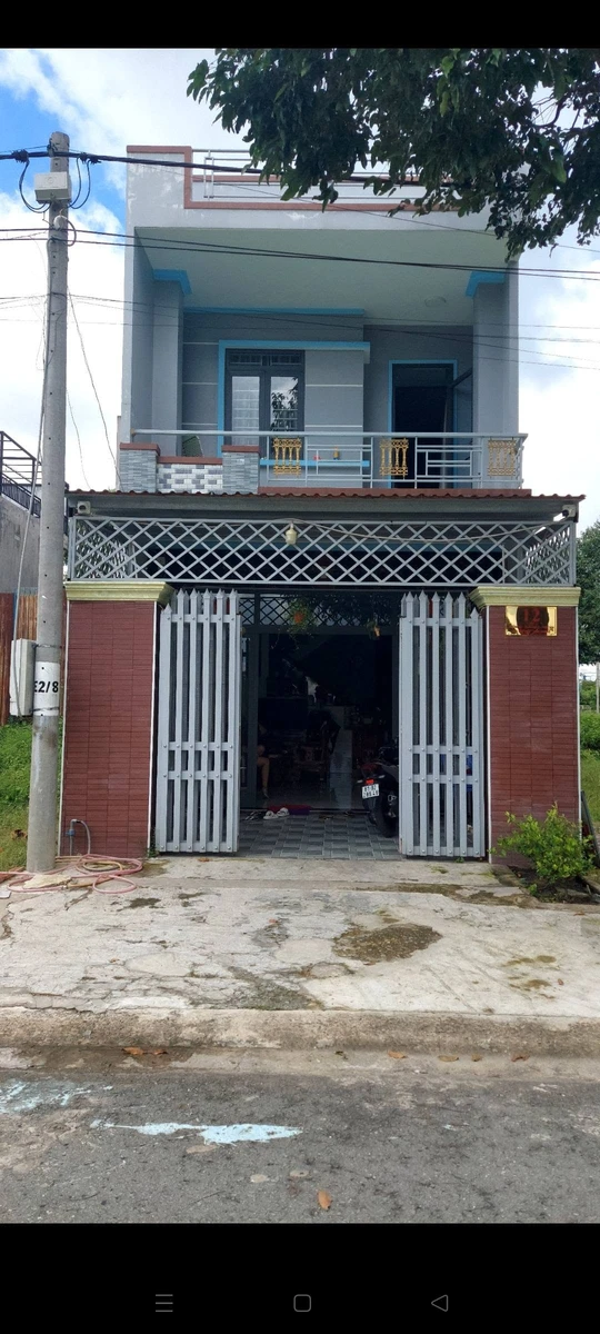 Bán nhà trệt 1 lầu 100m2 Bình Tân, 3 PN, nội thất đầy đủ - Ảnh 1