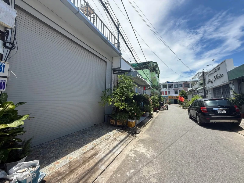 Bán nhà 1 trệt 1 lầu 5x30m, 3 phòng ngủ, đường Nguyễn An, Rạch Giá, An Giang