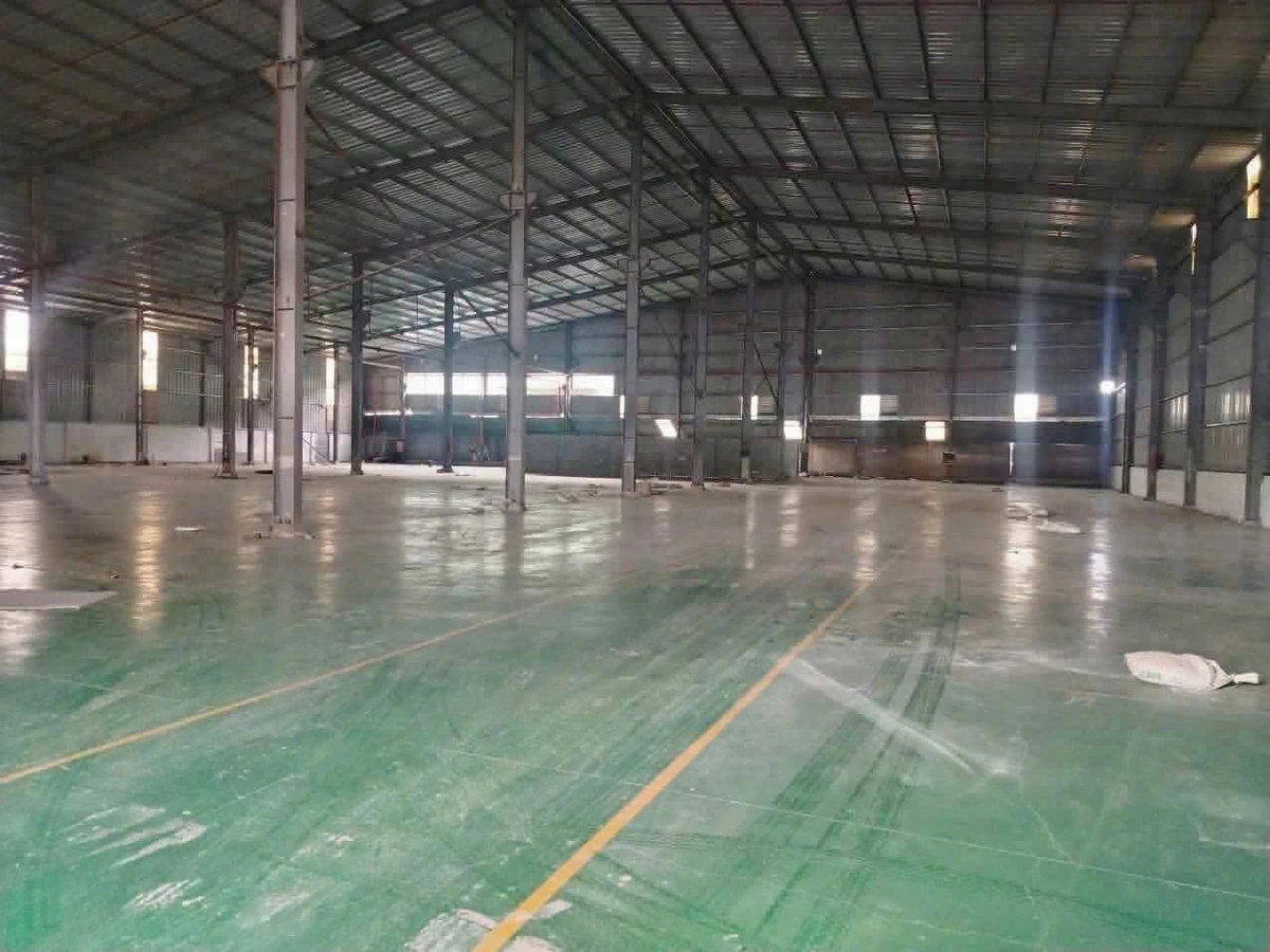 Cho thuê nhà xưởng 2700m² Tân Uyên, 210 triệu/tháng - Ảnh 1