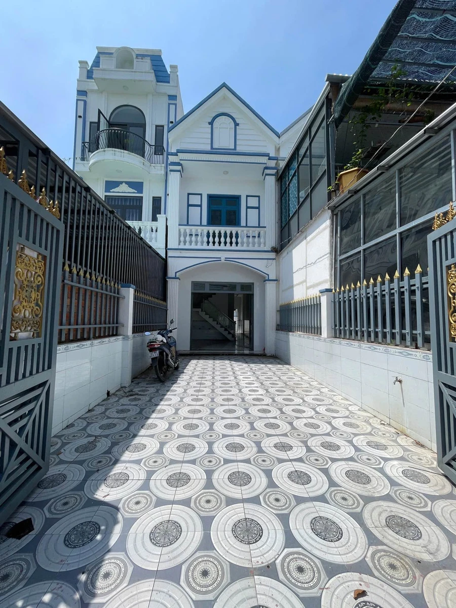 Bán nhà mặt tiền 4x25m, 4 PN Hóc Môn 2.7 tỷ - Ảnh thu nhỏ 2