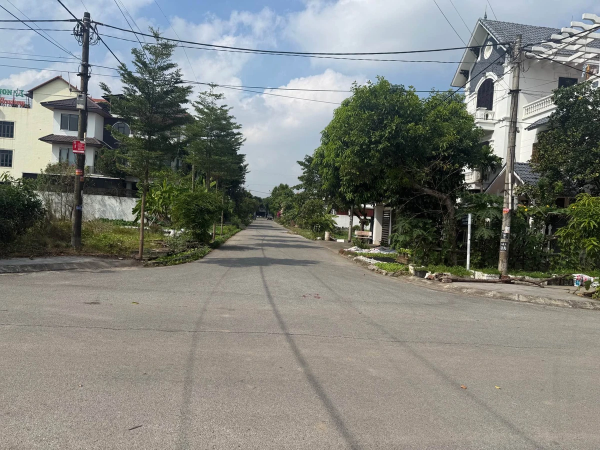 Bán 2 lô đất ngõ 79 Lê Thái Tổ Ninh Bình, 216m2, 10 tỷ - Ảnh 1