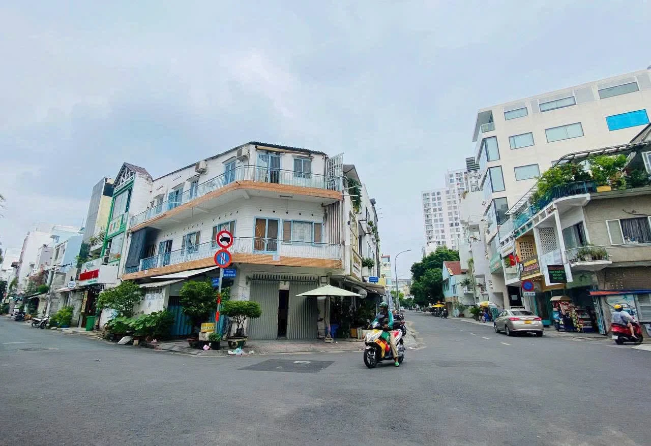 Bán nhà góc 2 mặt tiền Phường Tân Định 64.5m², 2 tỷ - Ảnh 1