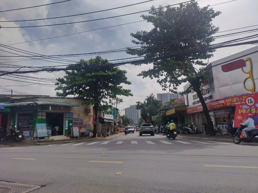 Bán nhà mặt tiền Phước Thiện Q.9, 148m2, 12.6 tỷ - Ảnh 1