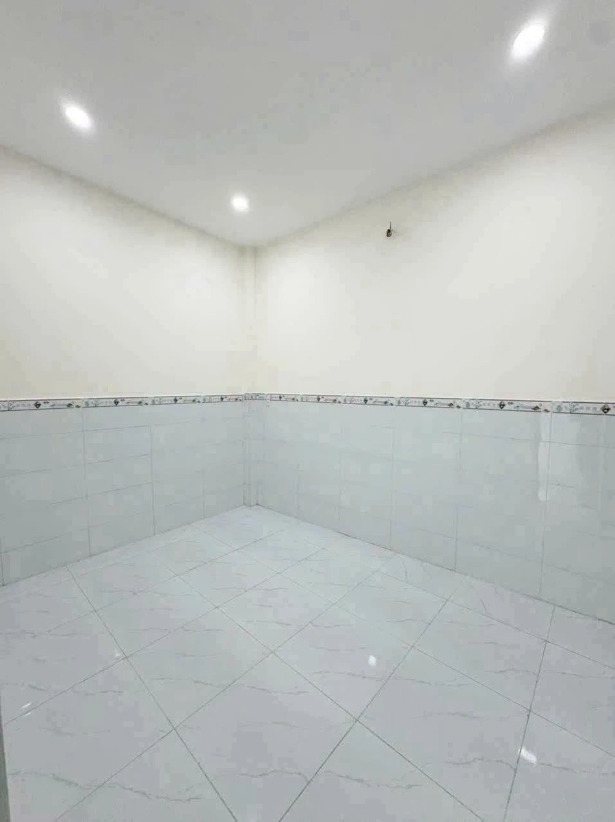 Bán nhà cấp 4 2PN, 97m2 ở Cần Giuộc, Tây Ninh, 1 tỷ 750 triệu - Ảnh thu nhỏ 4