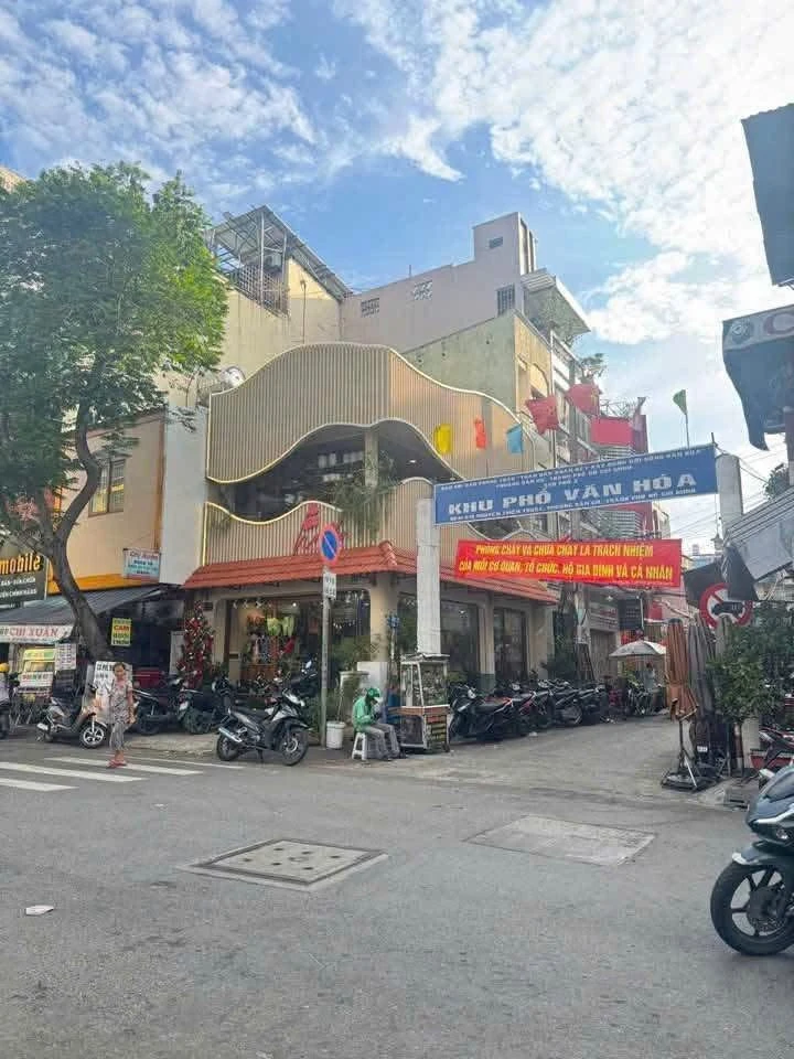 Bán nhà góc 2 mặt tiền Nguyễn Thiện Thuật, Quận 3, 41.2m2 - Ảnh 1