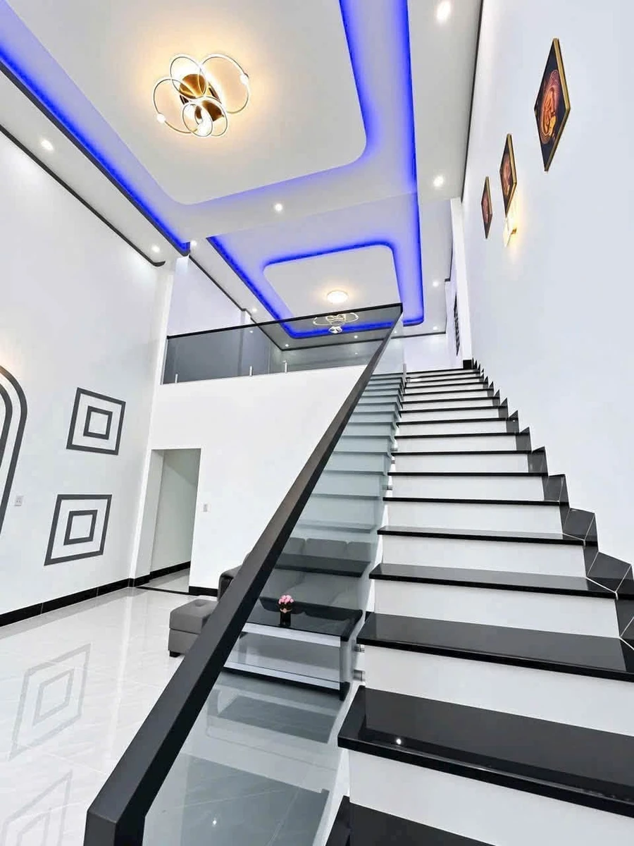 Bán nhà mặt tiền 100m² 3PN Nguyễn Văn Linh, Tây Ninh - Ảnh thu nhỏ 4