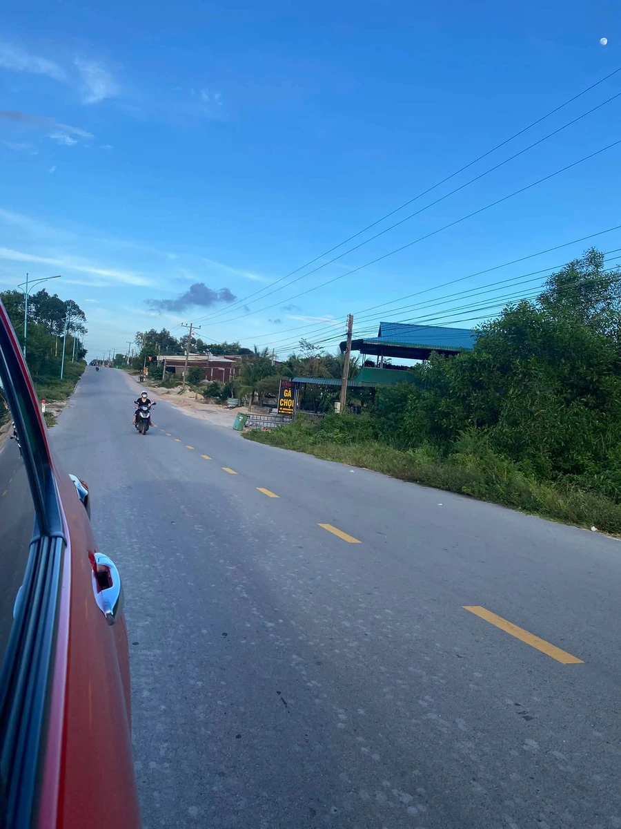 Bán đất Lagi 500m² mặt tiền Lý Nam Đế 2 tỷ 2 - Ảnh 1