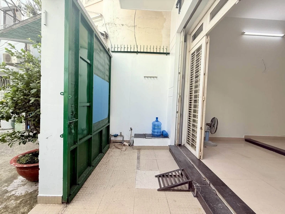 Bán nhà 87m² 3 tấm đường Hoàng Hoa Thám, Phường 7, Bình Thạnh giá 11,5 tỷ - Ảnh thu nhỏ 2