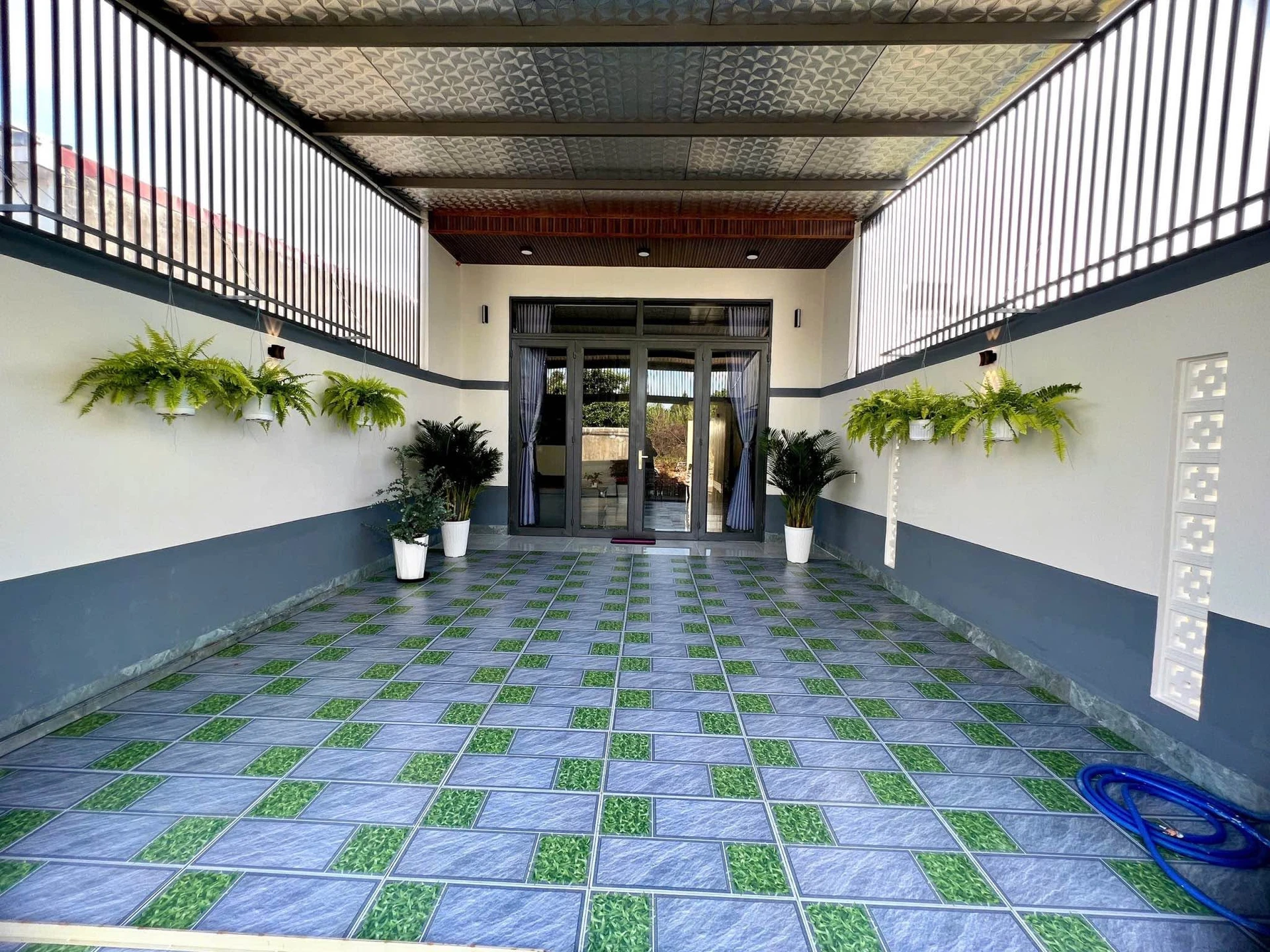 Bán nhà mới 50m2, 2PN 2WC tại Nguyễn Phúc Chu Nhà Bè, giá 2 tỷ 350 triệu - Ảnh 1