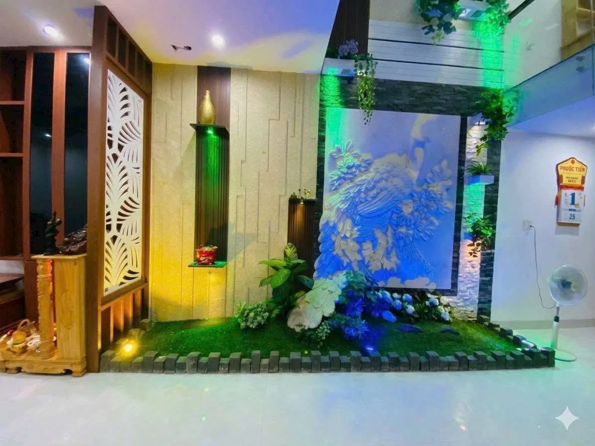 Cho thuê nhà 3 tầng mặt tiền Trương Gia Mô, Huế, 110m2 - Ảnh 1