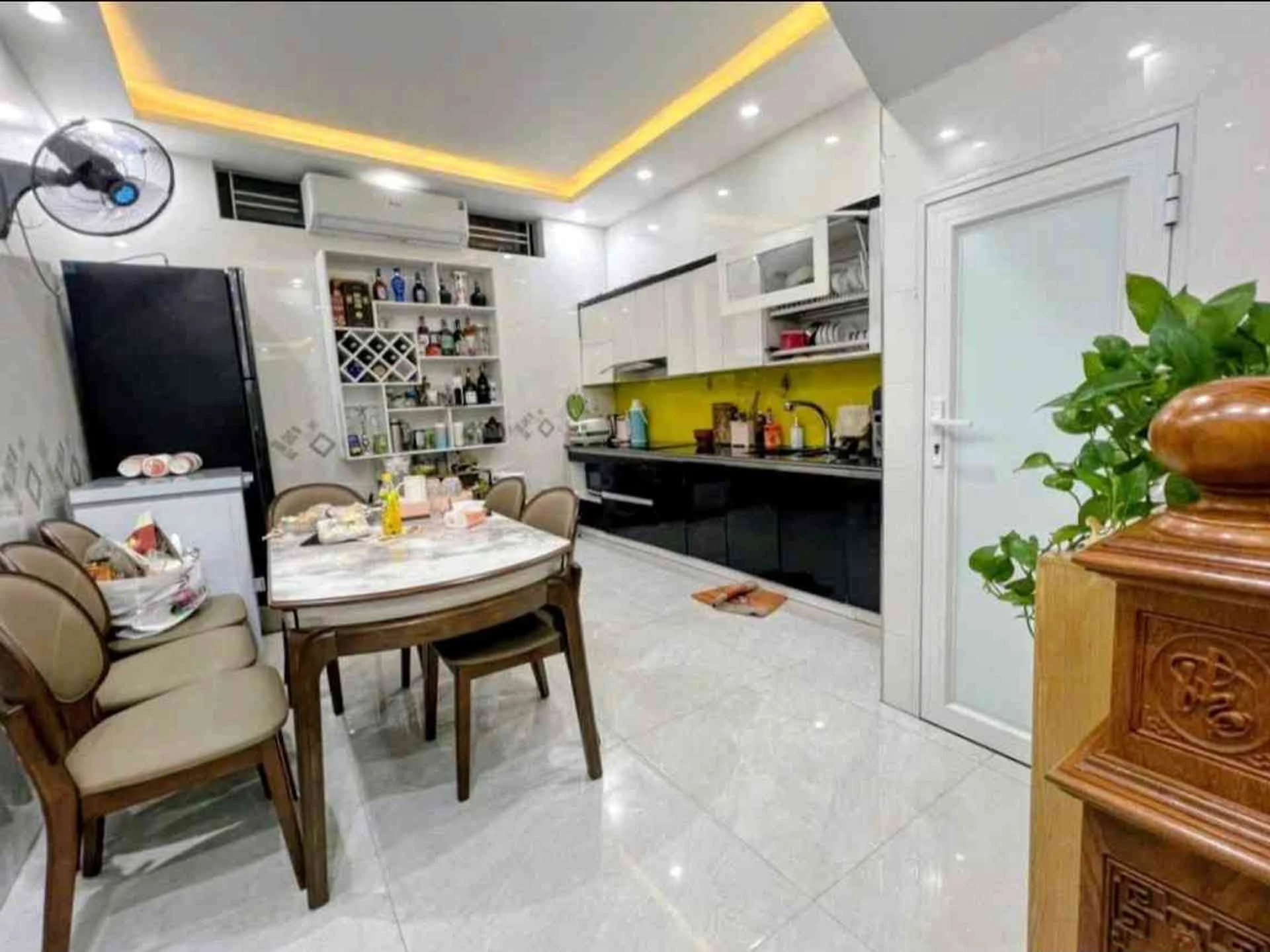 Bán nhà 69 m² 4 phòng ngủ 3 tỷ 150 triệu Tân Bình - Ảnh 1