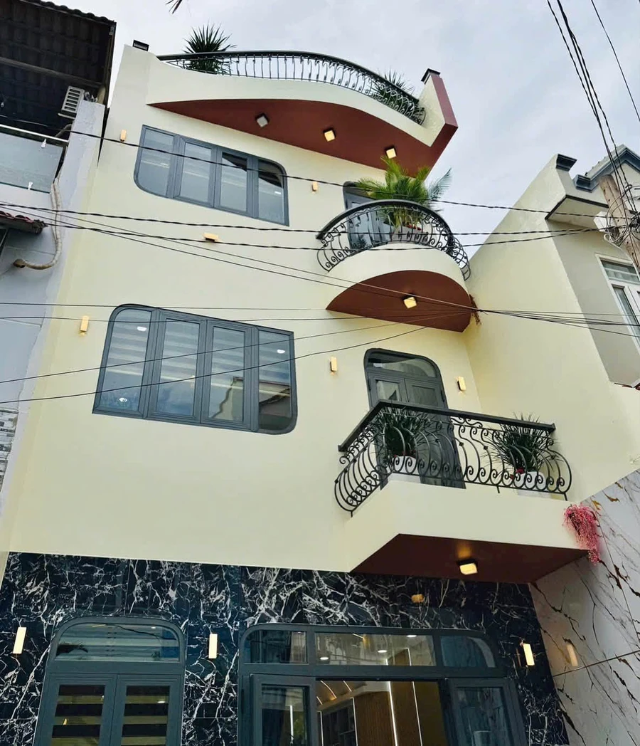 Nhà phố 5m x 11m, 4PN 5WC gần CV Làng Hoa Gò Vấp - Ảnh thu nhỏ 2