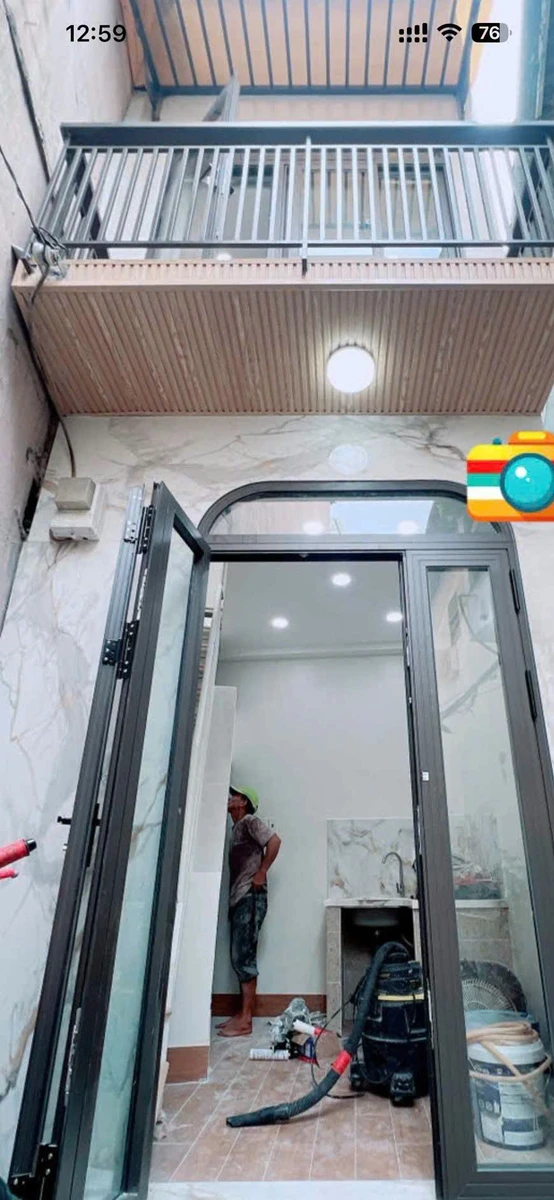 Bán nhà nhỏ 27m² Quận 4, 1 tỷ 980 triệu - Ảnh 1