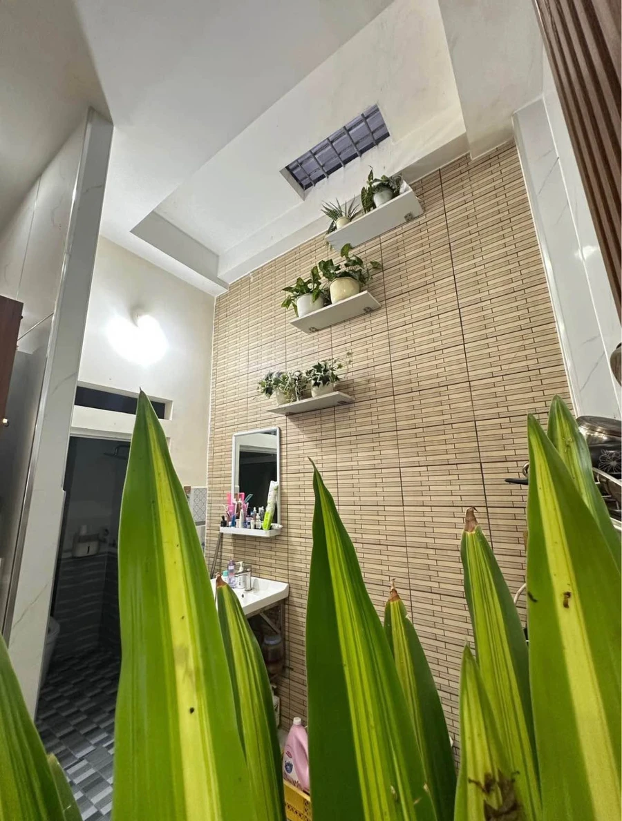 Nhà 3 phòng ngủ 98m² Dĩ An Bình Dương giá 5,7 tỷ - Ảnh thu nhỏ 5