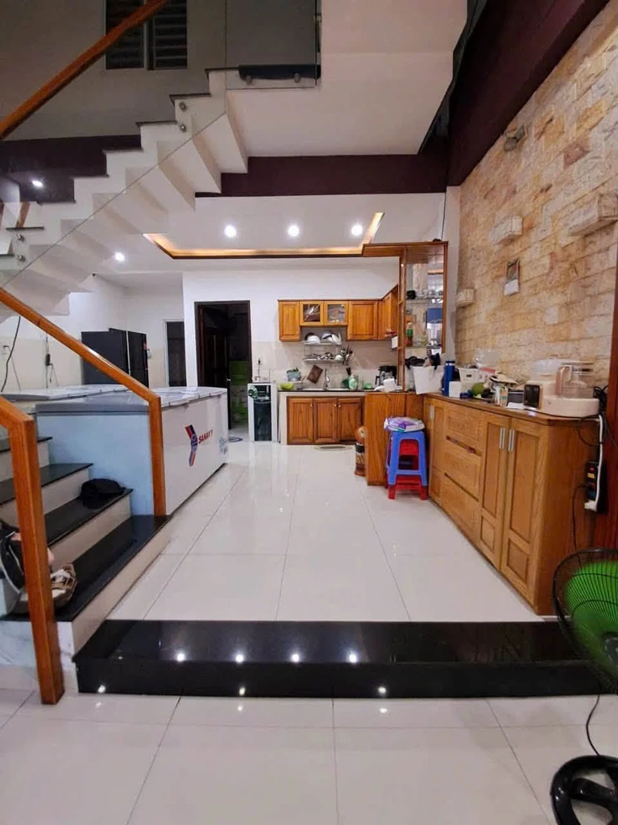 Chính chủ bán nhà 2 tầng 70m² 3PN đường Nguyễn Huy Tưởng, Đà Nẵng - Ảnh thu nhỏ 2