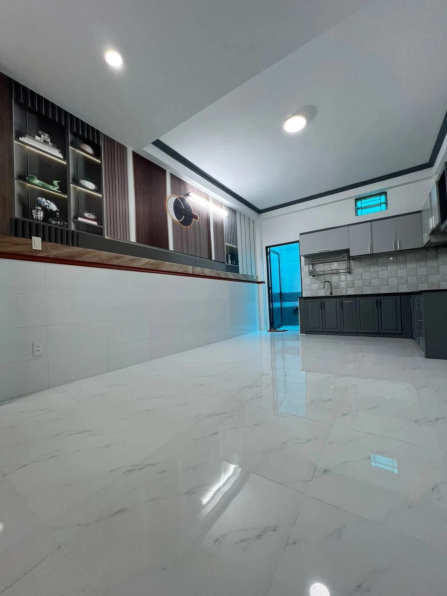 Bán nhà 3 tầng sân thượng 4x18 hẻm xe hơi gần chợ Bình Thành, Bình Tân giá 5,08 tỷ - Ảnh thu nhỏ 3