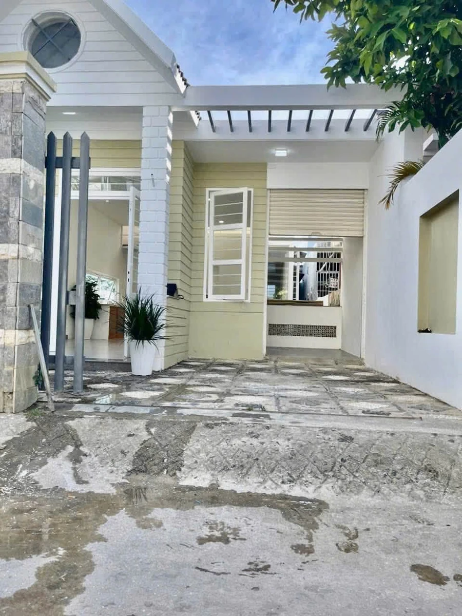 Bán nhà mới 155,6m2, 3PN 2WC, Xóm Chiếu - Vĩnh Điềm Trung, Tây Nha Trang - Ảnh thu nhỏ 2