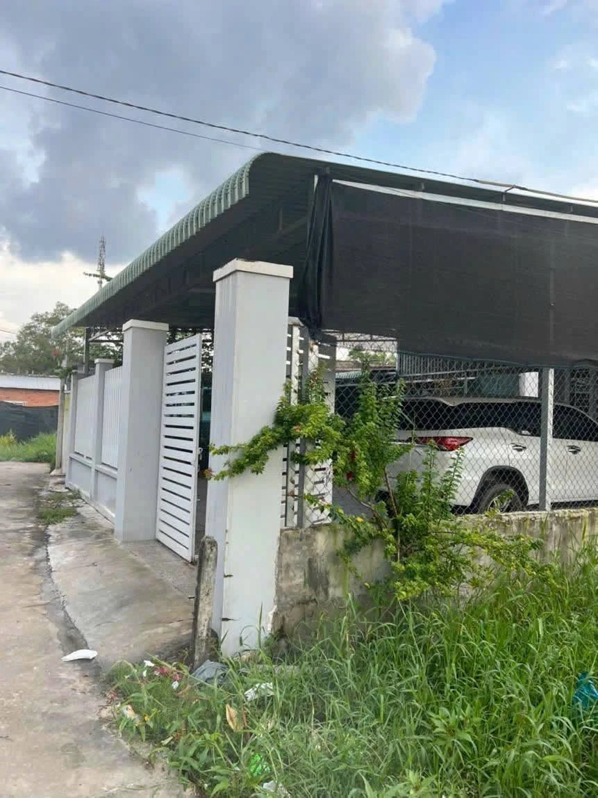 Bán nhà đất hẻm Huỳnh Công Nghệ, Phường 1, Tây Ninh, ngang 10m dài 39m, giá 1,59 tỷ - Ảnh 1