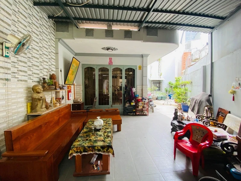 Bán nhà sân vườn 134m2, 4PN 4WC, ô tô vào nhà, gần Quang Trung, Gò Vấp