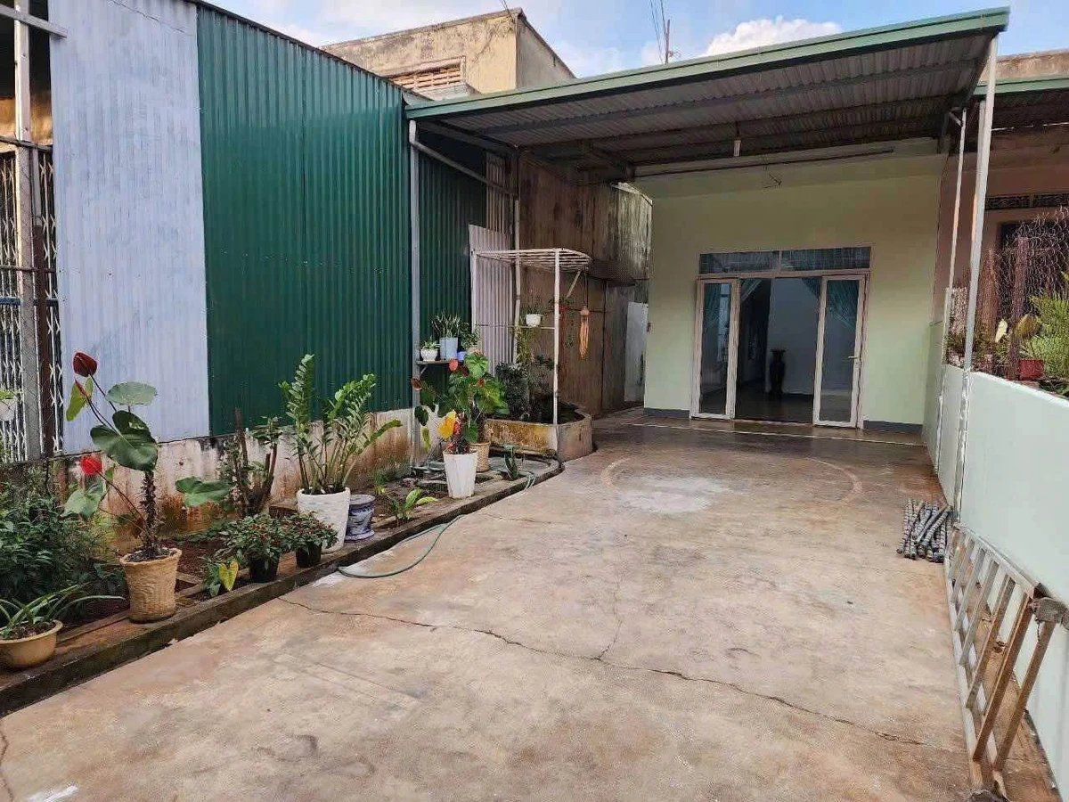 Bán nhà hẻm Hà Huy Tập 185 m², 2 phòng ngủ - Ảnh 1