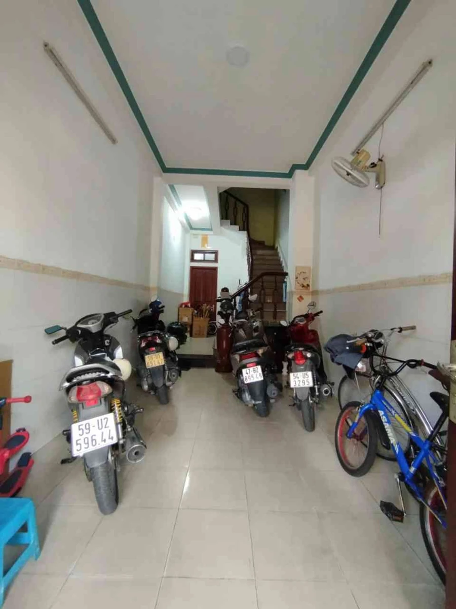 Bán mặt tiền kinh doanh 4 tầng Nguyễn Giản Thanh Q.10, 62m2, 16 tỷ - Ảnh thu nhỏ 3