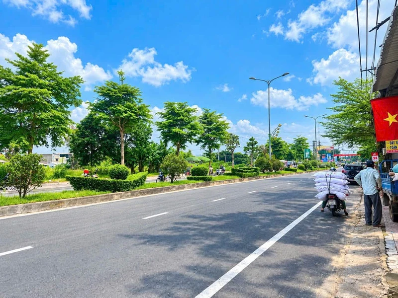 Bán đất mặt tiền Hoàng Hoa Thám 93.8m² Quảng Ngãi