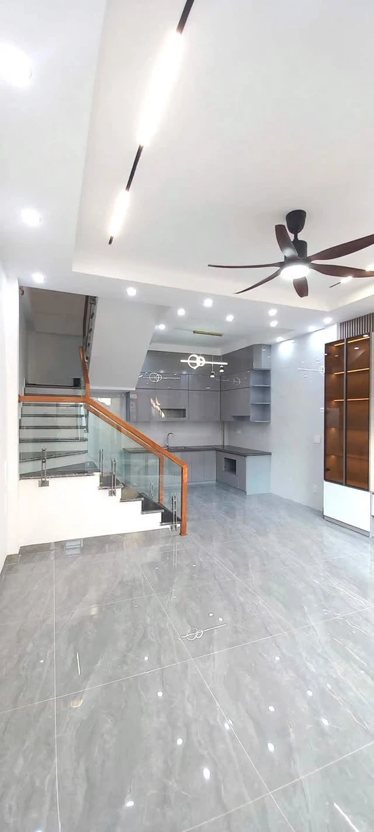 Bán nhà 4 tầng 42m² 4 phòng ngủ gần Aeon Mall Phố Thiên Lôi - Ảnh thu nhỏ 3