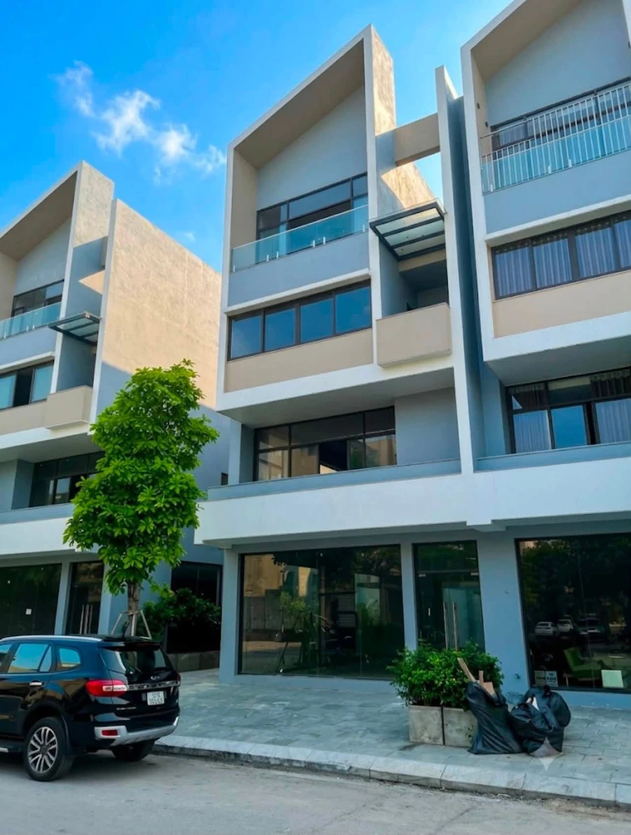 Bán shophouse 147m² Green Diamond Yết Kiêu Hạ Long, 18 tỷ - Ảnh 1