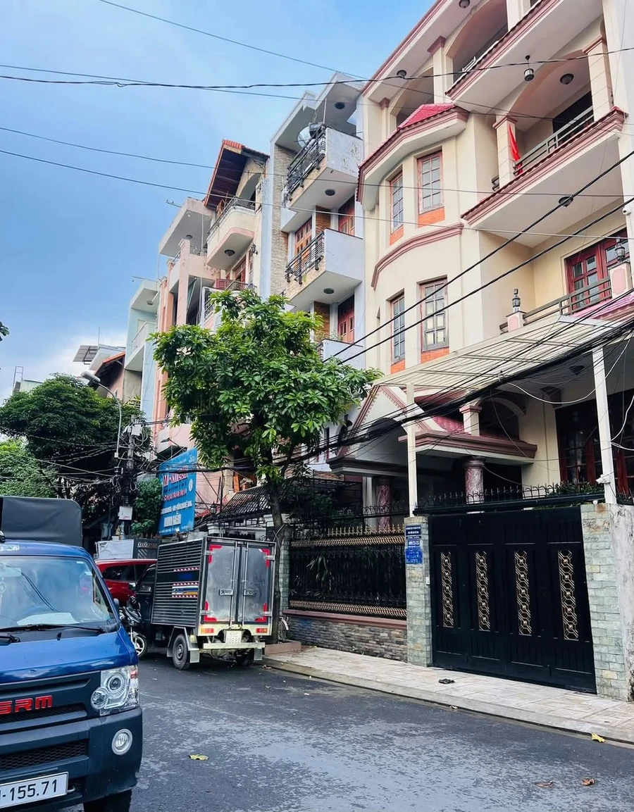Bán nhà phố 4 tầng 79m2 Lạc Long Quân, Tân Bình - Ảnh 1