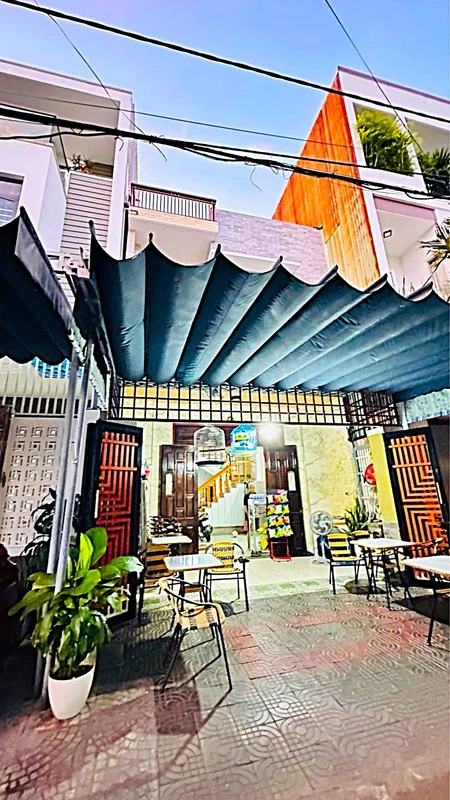 Nhà 2 tầng mặt tiền 80 m2, 3 phòng ngủ, giá 7.5 tỷ, Đà Nẵng