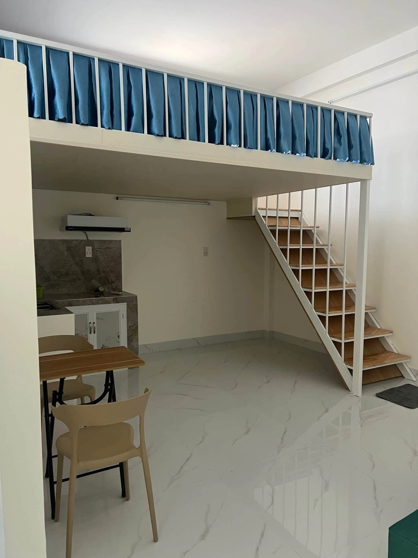 Bán căn hộ 3 tầng 8 phòng 89m2 đường Thái Thị Bôi, Thanh Khê, Đà Nẵng, giá 7,2 tỷ - Ảnh 1