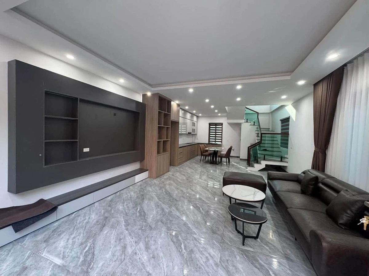 Bán nhà 3 tầng full nội thất 56m², 3 phòng ngủ, Quận 12 - Ảnh 1