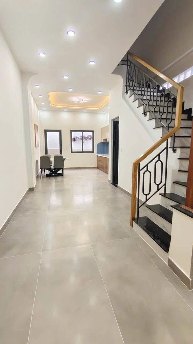 Bán nhà hẻm ô tô 60m² 4PN gần chợ Hiệp Bình, Thủ Đức - 5,5 tỷ - Ảnh thu nhỏ 3