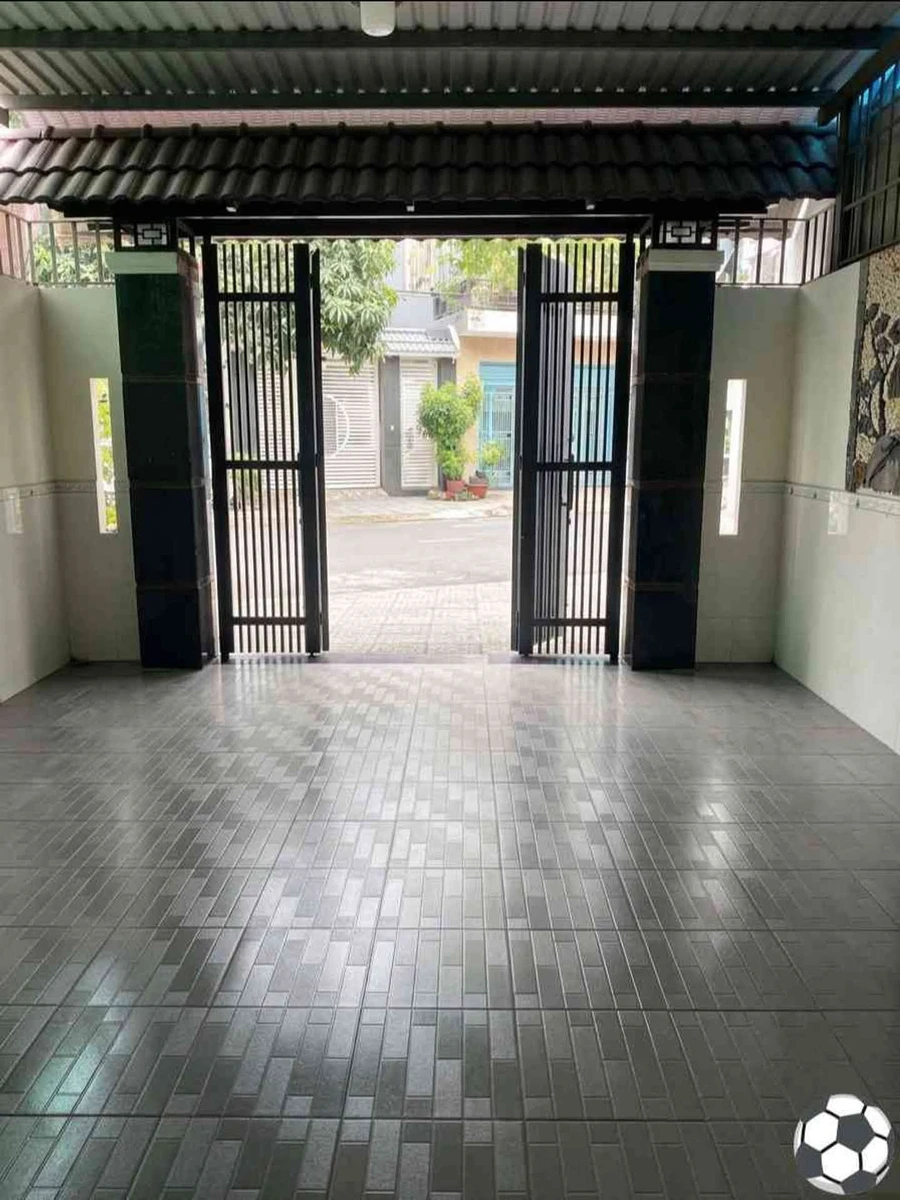 Bán nhà phố 3 tầng 136m2 mặt tiền trung tâm Dĩ An, giá 9,2 tỷ - Ảnh thu nhỏ 3